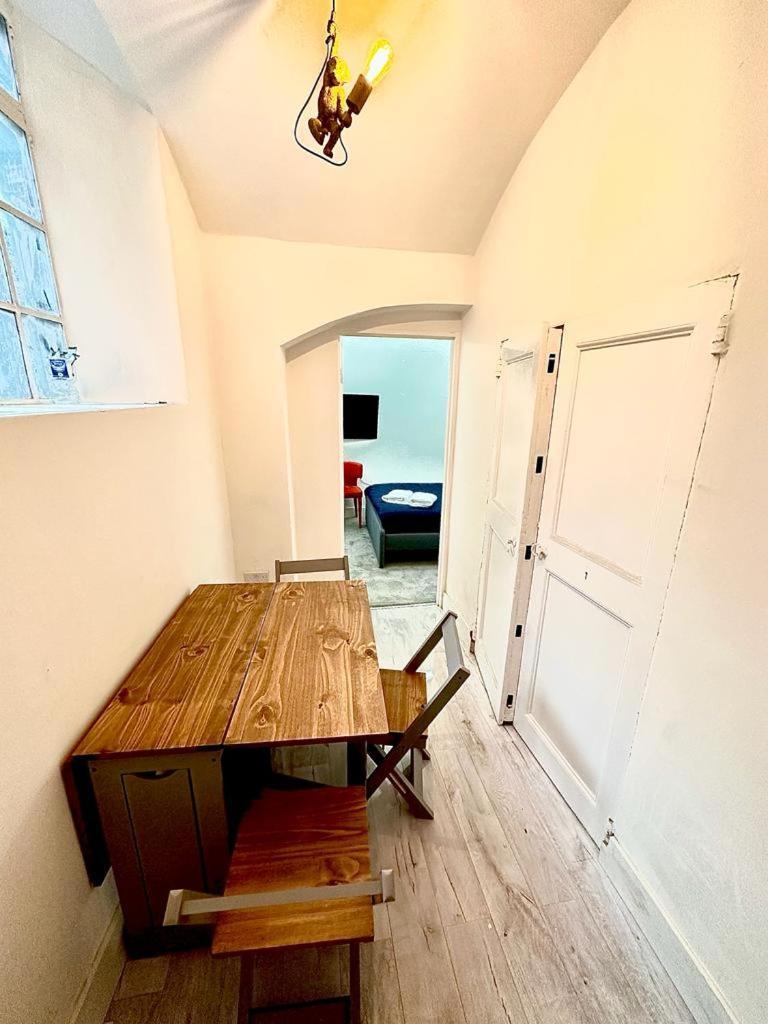 Apartamento Ground Floor Flat Londres Exterior foto