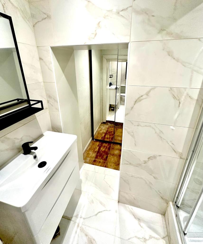 Apartamento Ground Floor Flat Londres Exterior foto