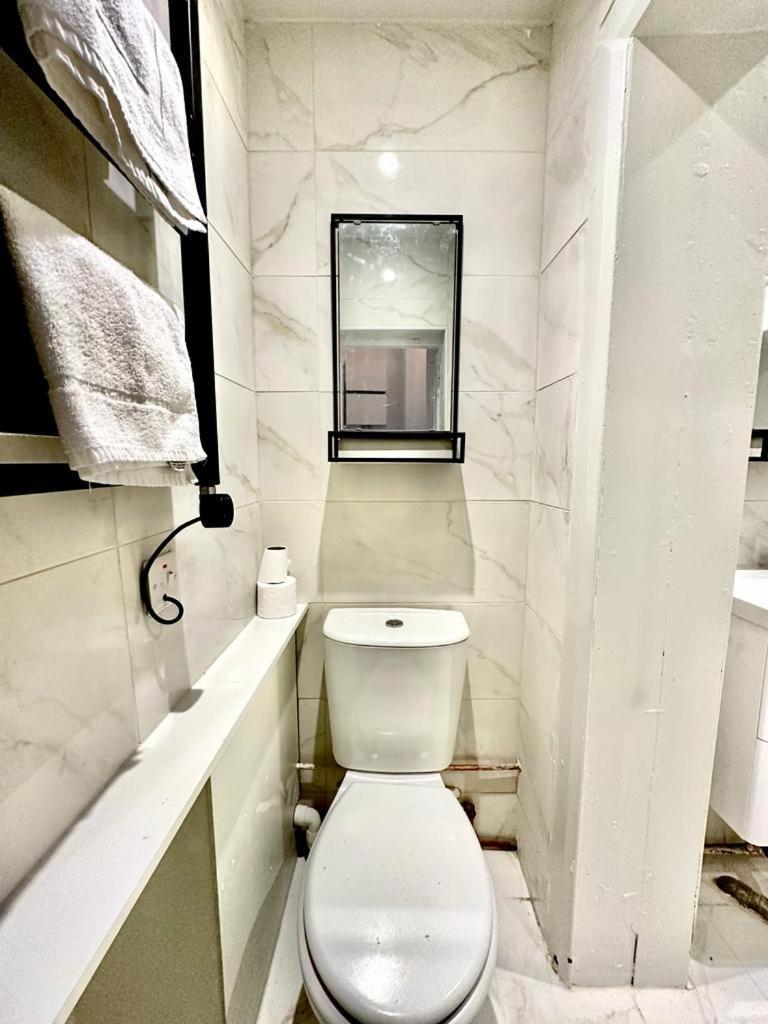 Apartamento Ground Floor Flat Londres Exterior foto